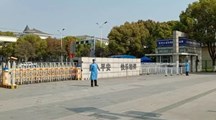 请放心，我们在学校都挺好的