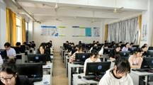 财经系组织学生参加信息化操作员（中级）考试