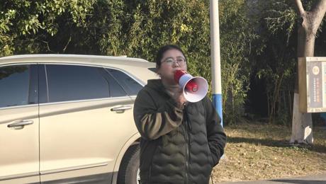 消防演练鸣警报，筑牢校园“防火墙”——财经系开展2025-2026学年第一学期消防疏散演练