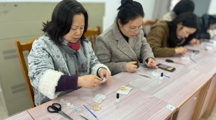 春分绽芳华，巧手赴春光——信息传媒系举办女神节创意手工活动
