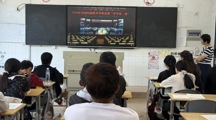 商贸系西藏学生同上“开学第一课”