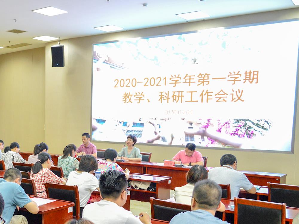 b942800efaa14a9381c43828d5a5c894.JPG b942800efaa14a9381c43828d5a5c894.JPG