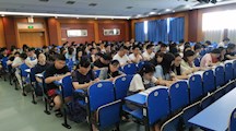 学生工作处召开全体班主任会议