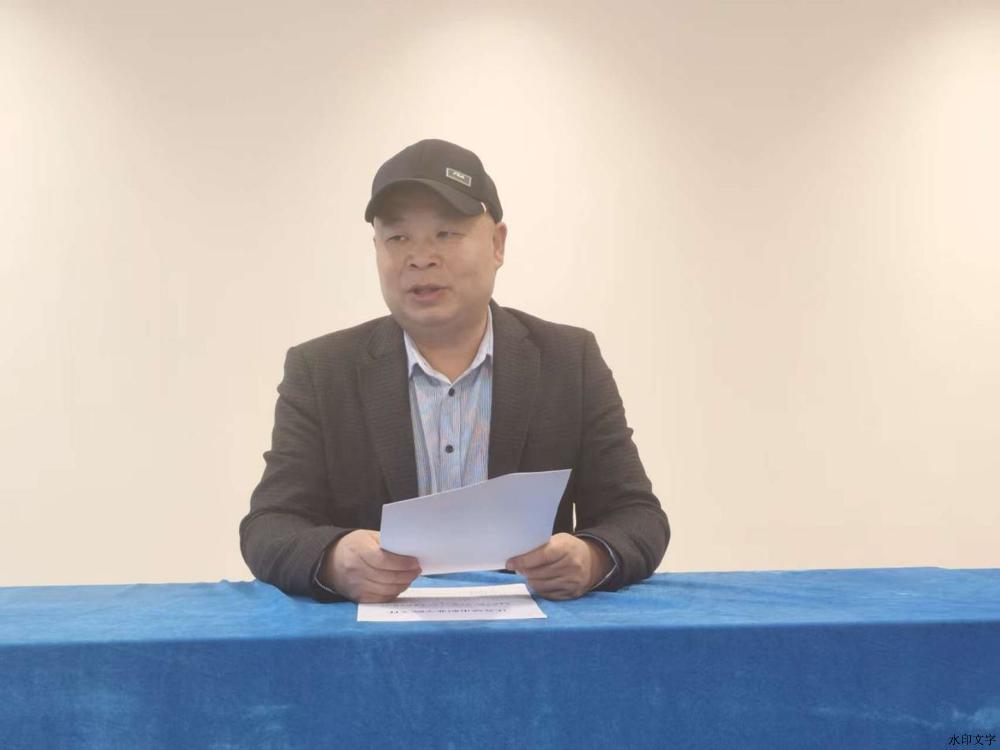 b4a8619f8d54671cbf4bc1d3aeff6b32